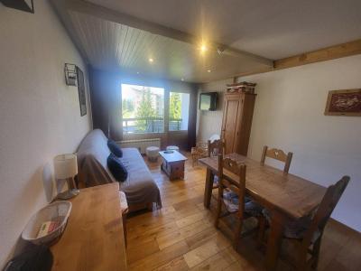 Vakantie in de bergen Appartement 2 kamers bergnis 6 personen (La hutzler) - Résidence la Loubatière - Montgenèvre - Woonkamer