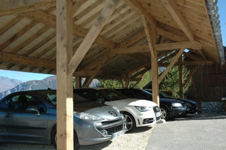 Wakacje w górach Résidence la Louvière - Le Corbier - Parkingiem