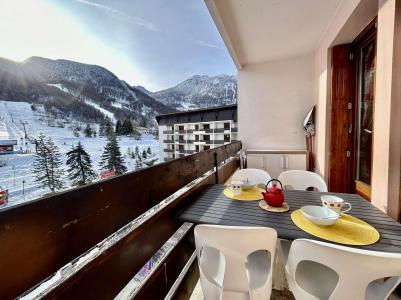 Holiday in mountain resort Studio sleeping corner 4 people (150-0400) - Résidence La Meije - Serre Chevalier - Balcony