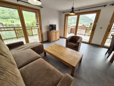 Urlaub in den Bergen 3-Zimmer-Appartment für 6 Personen (EB4) - Résidence La Résidence - Les 2 Alpes - Wohnzimmer