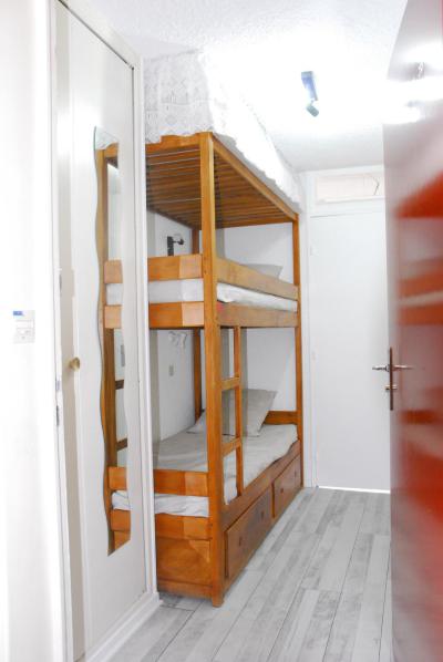 Holiday in mountain resort Studio sleeping corner 4 people (713) - Résidence la Rochaille III - Pra Loup - Bedroom