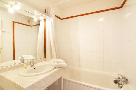Holiday in mountain resort Résidence la Soulane - Peyragudes - Bathroom