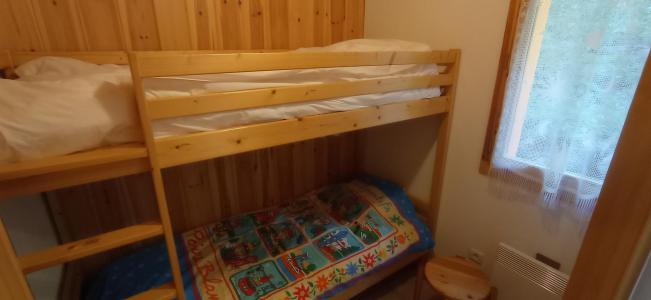 Urlaub in den Bergen 3-Zimmer-Appartment für 4 Personen (006CL) - Résidence la Tour du Merle - Champagny-en-Vanoise - Schlafzimmer