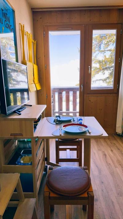 Vakantie in de bergen Studio cabine 2 personen (530) - Résidence la Vanoise - La Rosière - Woonkamer