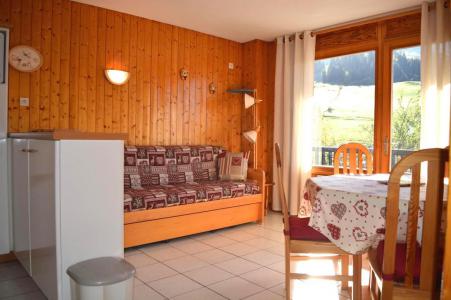 Holiday in mountain resort 2 room apartment 4 people (SSE) - Résidence la Vardase - Le Grand Bornand - Living room