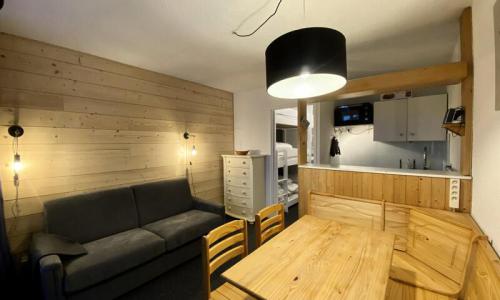 Holiday in mountain resort Studio 4 people (25m²) - Résidence Lac Du Lou - Maeva Home - Val Thorens - Summer outside