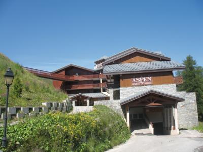 Vacances en montagne Résidence Lagrange Aspen - La Plagne - Extérieur été