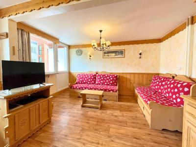 Holiday in mountain resort 2 room duplex apartment 6 people (03) - Résidence Lauzes - Les Menuires - Living room