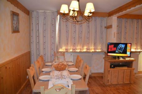 Holiday in mountain resort 2 room duplex apartment 6 people - Résidence Lauzes - Les Menuires - Table