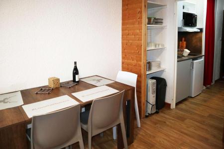 Vakantie in de bergen Studio bergnis 4 personen (102) - RESIDENCE LE 1650 - Les Orres - Woonkamer