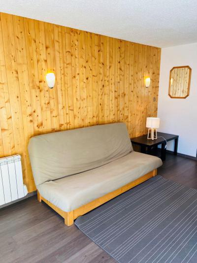 Holiday in mountain resort 2 room apartment sleeping corner 6 people (330072) - Résidence le 3300 - Les 2 Alpes - Living room