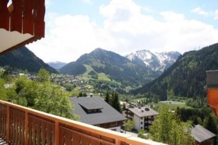 Urlaub in den Bergen Résidence le Balcon des Alpes - Châtel - Draußen im Sommer
