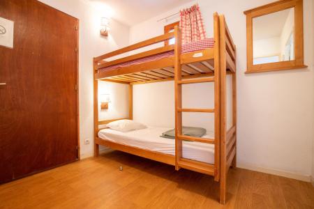 Vacaciones en montaña Apartamento 3 piezas cabina para 8 personas (04) - Résidence le Belvédère Busseroles - Valfréjus - Camas literas