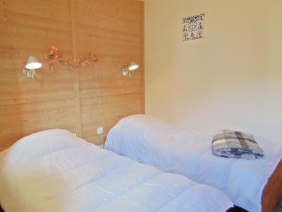 Holiday in mountain resort 3 room apartment 6 people - Résidence le Boulier - Montchavin La Plagne - Bedroom