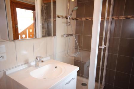 Vacanze in montagna Appartamento 3 stanze con mezzanino per 8 persone (020) - Résidence le Byblos - Les Saisies - Doccia
