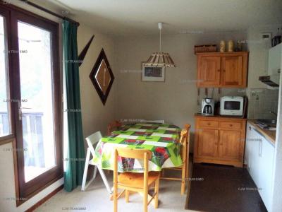 Vacaciones en montaña Apartamento 2 piezas para 6 personas (506) - Résidence le Cairn - Les Orres - Comedor