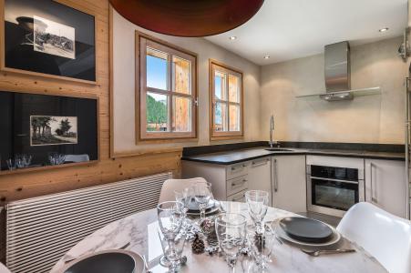 Holiday in mountain resort 3 room duplex apartment cabin 4 people - Résidence le Calendal - Val d'Isère - Dining area