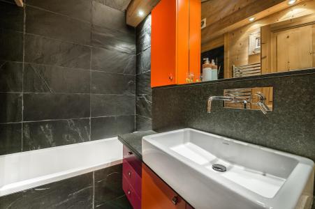Vacances en montagne Appartement duplex 2 pièces cabine 4 personnes - Résidence le Calendal - Val d'Isère - Salle de bains
