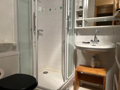 Vacances en montagne Appartement mezzanine 6 personnes (B20) - Résidence le Candide - Méribel-Mottaret - Salle de douche