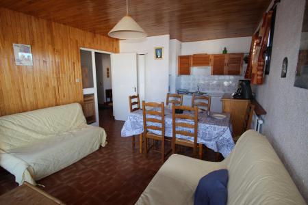 Vakantie in de bergen Appartement 2 kamers 6 personen (406) - Résidence le Cap 2000 - Chamrousse - Woonkamer