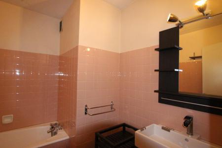 Vacances en montagne Appartement 3 pièces 6 personnes (303) - Résidence le Carina - Chamrousse - Salle de douche
