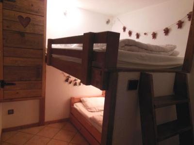 Holiday in mountain resort 2 room apartment 5 people (60CL) - Résidence le Centre - Champagny-en-Vanoise - Bunk beds
