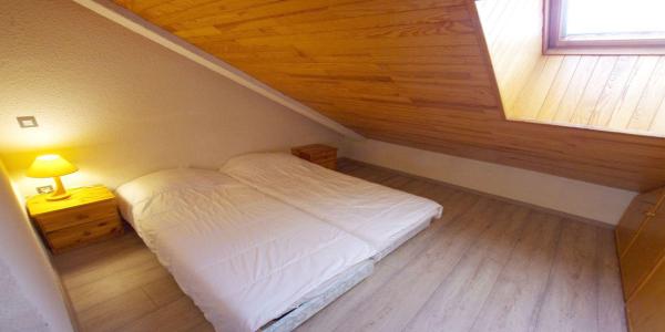 Holiday in mountain resort 4 room apartment 8 people (014P) - Résidence le Centre - Champagny-en-Vanoise - Bedroom