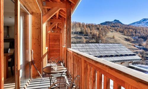 Holiday in mountain resort 3 room apartment 8 people (75m²) - Résidence le Chalet des Rennes - MH - Vars - Summer outside