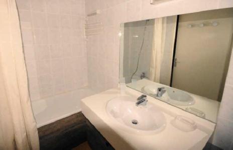 Holiday in mountain resort Studio mezzanine 7 people (21) - Résidence le Chalet - Gourette - Bathroom