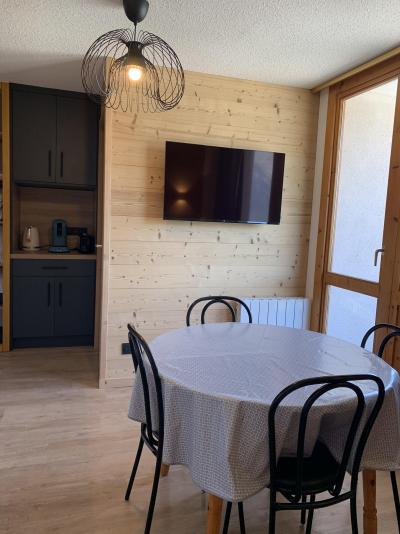 Holiday in mountain resort 3 room apartment cabin 4 people (407) - Résidence le Chanteloup - Montalbert