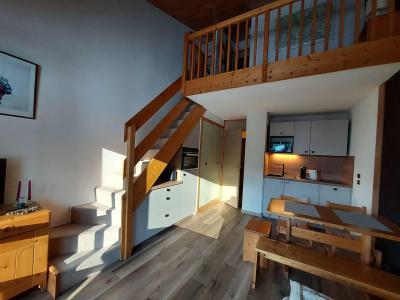 Holiday in mountain resort 3 room mezzanine apartment 5 people (C29) - Résidence le Cheval Blanc - Valmorel - Living room