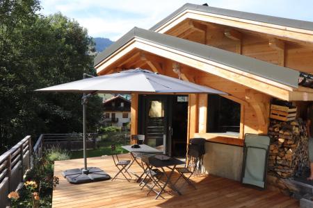 Vacances en montagne Chalet triplex 5 pièces 10 personnes - Résidence Le Choucas - Arêches-Beaufort - Terrasse