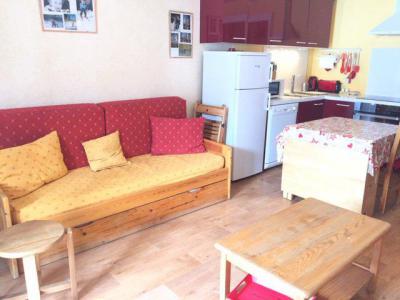 Holiday in mountain resort Studio sleeping corner 4 people (170-23I) - Résidence le Cimbro I - Risoul - Living room