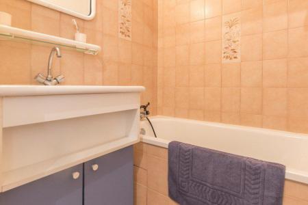 Vacances en montagne Studio coin montagne 5 personnes (B013) - Résidence le Clos des Cavales 2 - Serre Chevalier - Salle de bain