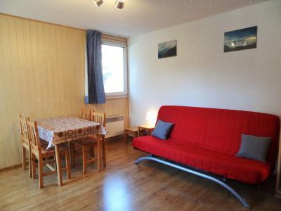 Holiday in mountain resort 2 room apartment 4 people (CB5PR1) - Résidence le Côte Brune V - Les 2 Alpes - Bed-settee
