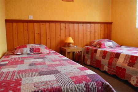 Holiday in mountain resort 3 room apartment 6 people (1G) - Résidence le Cristal - Le Grand Bornand - Bedroom