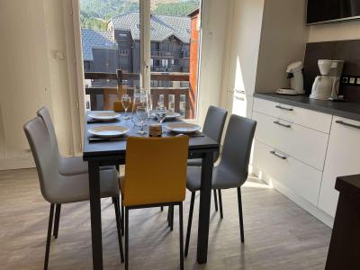 Vakantie in de bergen Appartement 2 kamers 6 personen (613) - Résidence le Cristal B - Risoul - Woonkamer