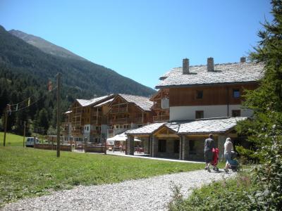 Vacances en montagne Résidence le Critérium - Val Cenis - Extérieur été
