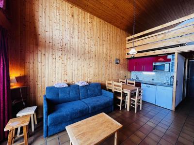 Holiday in mountain resort 2 room mezzanine apartment 7 people (016) - Résidence le Glacier B - Les Saisies - 