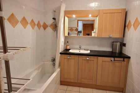 Holiday in mountain resort 2 room apartment 4 people (005) - Résidence le Grand Cœur - Les Arcs - Bathroom