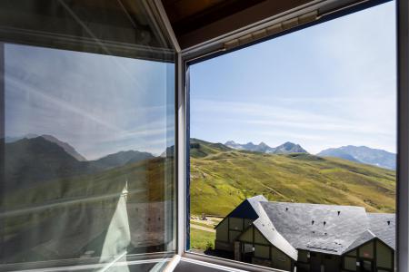Holiday in mountain resort Résidence le Hameau de Balestas - Peyragudes - Window