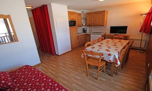 Vacances en montagne Appartement 4 pièces 6 personnes (40m²) - Résidence le Hameau des Ecrins - MH - Puy-Saint-Vincent - Extérieur été