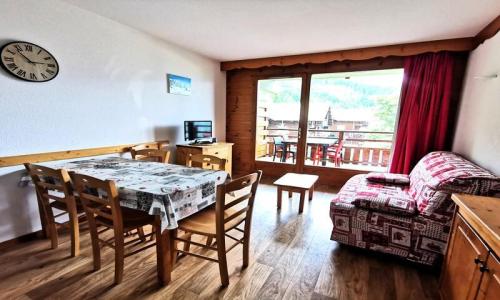 Vacances en montagne Appartement 2 pièces 6 personnes (35m²) - Résidence le Hameau des Ecrins - MH - Puy-Saint-Vincent - Extérieur été