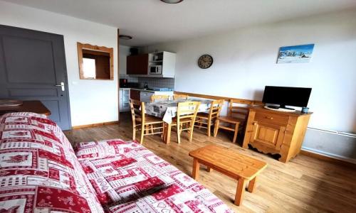 Vacances en montagne Appartement 2 pièces 6 personnes (35m²) - Résidence le Hameau des Ecrins - MH - Puy-Saint-Vincent - Extérieur été
