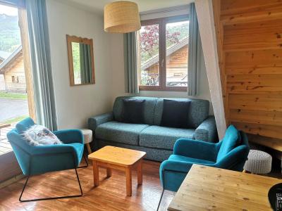 Vakantie in de bergen Chalet duplex 3 kamers 6 personen (H1) - Résidence le Hameau du Puy - Superdévoluy - Woonkamer