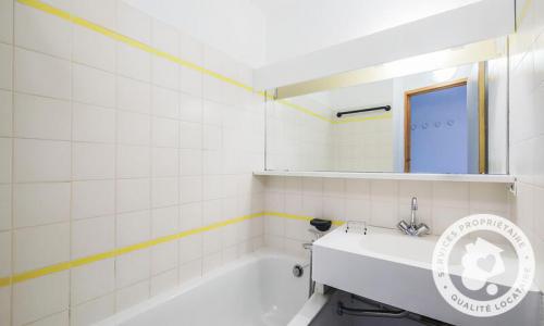 Skiverleih 3-Zimmer-Appartment für 6 Personen (Sélection 50m²-3) - Résidence le Hameau du Sauget - Maeva Home - Montchavin La Plagne - Draußen im Sommer