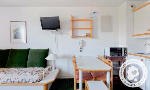 Rent in ski resort Studio 4 people (Confort 17m²-2) - Résidence le Hameau du Sauget - Maeva Home - Montchavin La Plagne - Summer outside
