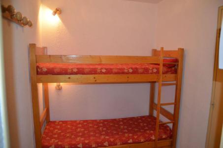 Vacanze in montagna Appartamento 2 stanze per 6 persone (A7) - Résidence le Jettay - Les Menuires - Letto matrimoniale