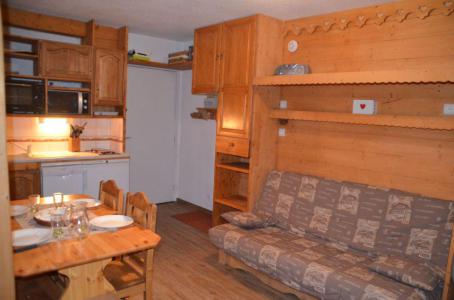 Vakantie in de bergen Appartement 1 kamers 4 personen (B77) - Résidence le Jettay - Les Menuires - Woonkamer