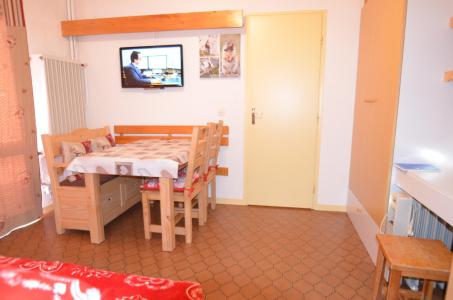 Vakantie in de bergen Appartement 2 kamers bergnis 4 personen (C113) - Résidence le Jettay - Les Menuires - Woonkamer